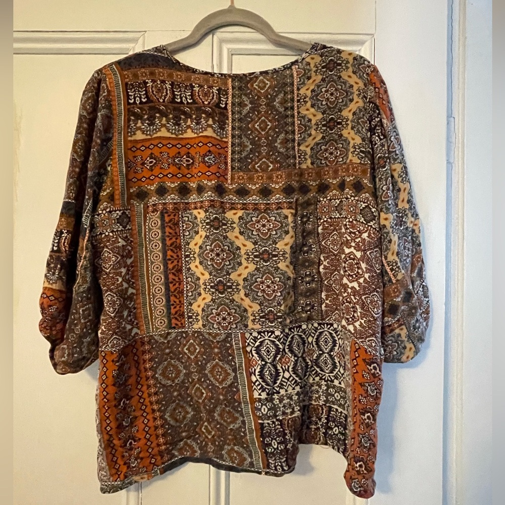 Chic Patchwork V-Neck Blouse - image 2